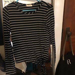 Black & White striped Long sleeve